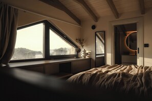 2 bedrooms, iron/ironing board, WiFi, bed sheets - PHÂRUS Meganisi | Boutique Villa with Private Pool & Sea View (Lefkada)
