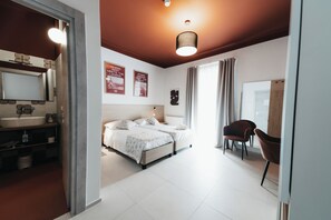 Deluxe Double or Twin Room, Balcony, City View | Premium bedding, down comforters, minibar, in-room safe - Sirenuse Suites Boutique ApartHotel RTA (Taranto)