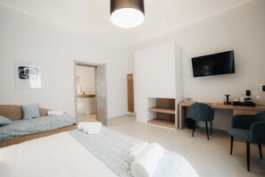 Superior Suite, City View | Premium bedding, down comforters, minibar, in-room safe - Sirenuse Suites Boutique ApartHotel RTA (Taranto)