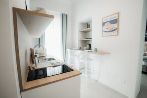 Herbergi fyrir tvo | Einkaeldhús | Espressókaffivél, kaffivél/teketill, rafmagnsketill, barnastóll