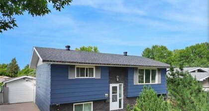 Peaceful home . A bus station right opposite