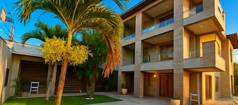 Red Summer Space Suites and Apartments with Sea View - Tamoios/Cabo Frio-RJ