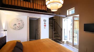 Alloggio Deluxe su due livelli, letti multipli, lato giardino