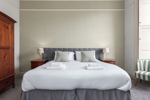 2 Schlafzimmer, Bügeleisen/Bügelbrett, Reisekinderbett, kostenloses WLAN
