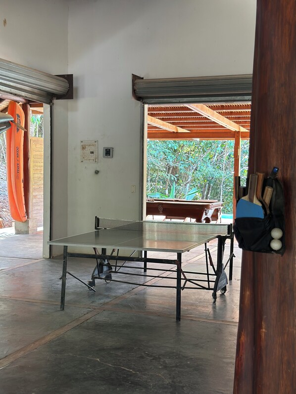 Games room - Beautiful Teak Living Space at Taru Rentals (Montezuma)