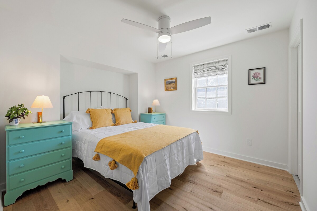 Deluxe Double Room, 1 Queen Bed, Garden View