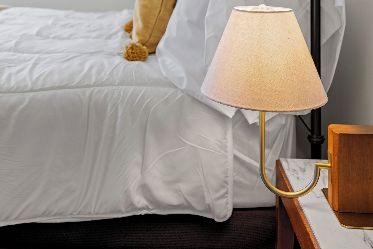 Deluxe Double Room, 1 Queen Bed, Garden View