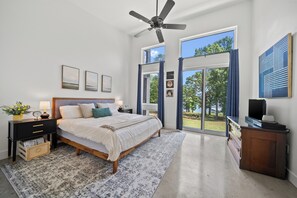4 chambres, fer et planche à repasser, Wi-Fi, draps fournis