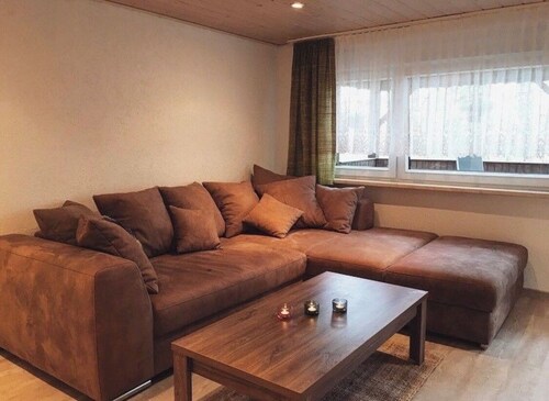 Cozy bungalow near the lake with boat