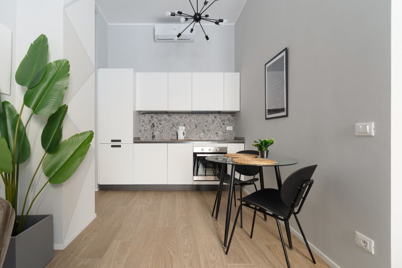 Kühlschrank, Mikrowelle, Geschirrspüler