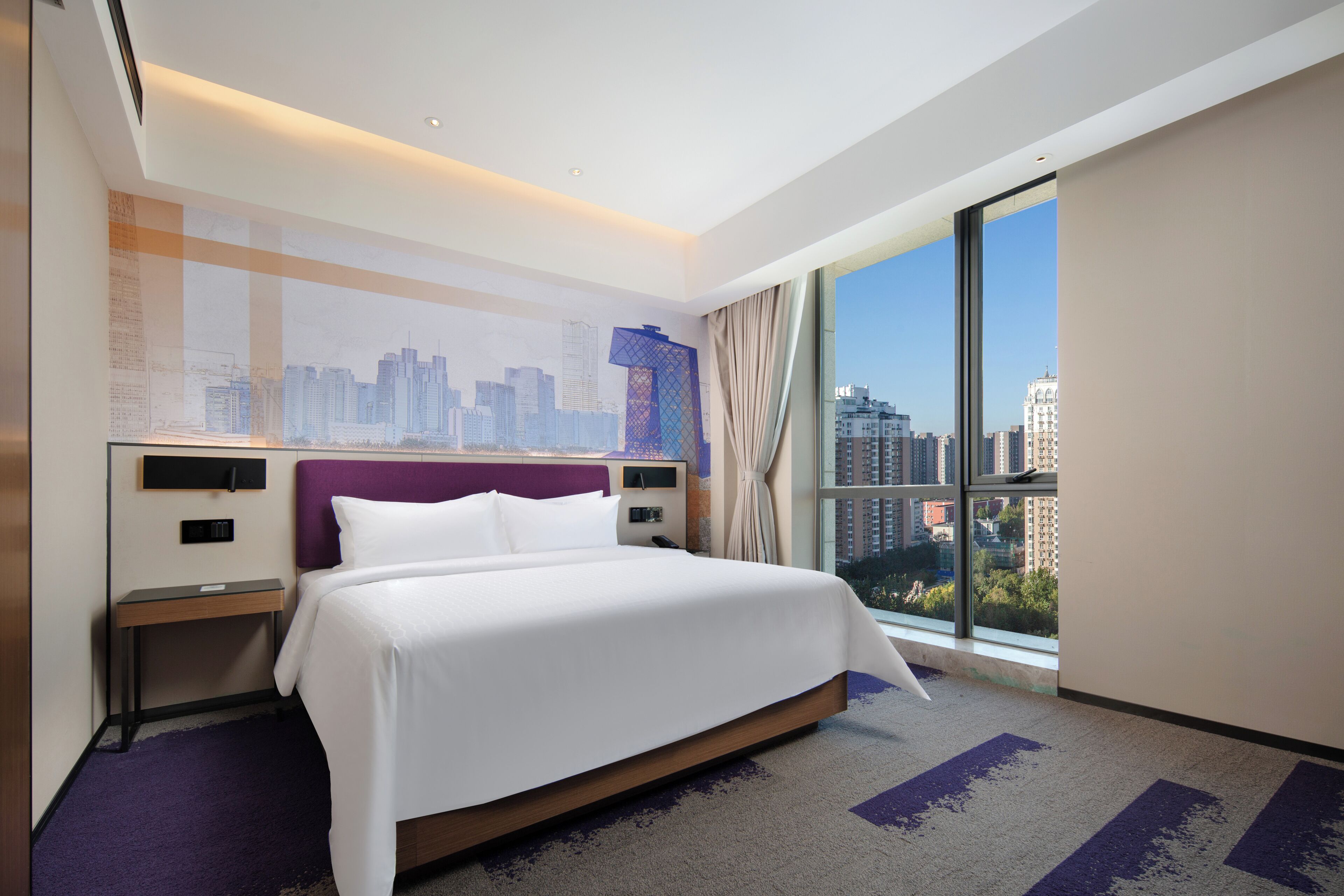 Classic Studio Suite, City View
