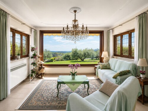In a unique villa, very close to Rome for couples and families