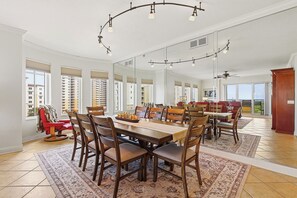 Dining - 🌴Beachfront Resort | Stunning Ocean + Intracoastal Views | Minorca Evissa 706🌴 (New Smyrna Beach)