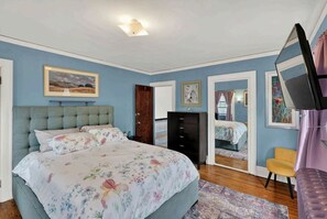 4 bedrooms, WiFi, bed sheets