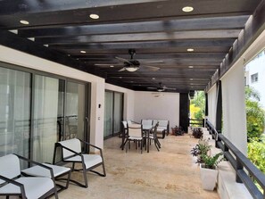 Outdoor dining - Amazing two bedroom Penthouse at Aligio Aparthotel (Las Terrenas)