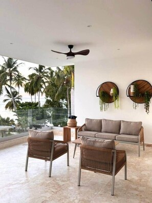 Terrace/patio - Stunning condo, private rooftop pool, best in LT (Las Terrenas)