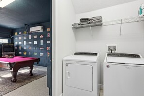 Spielezimmer