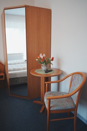 1 dormitorio, wifi, ropa de cama