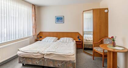 Room 'Doppelzimmer 3 Gästehaus' with Shared Terrace and Wi-Fi