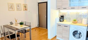Dining - Cozy apartment in Acropolis (Athens)