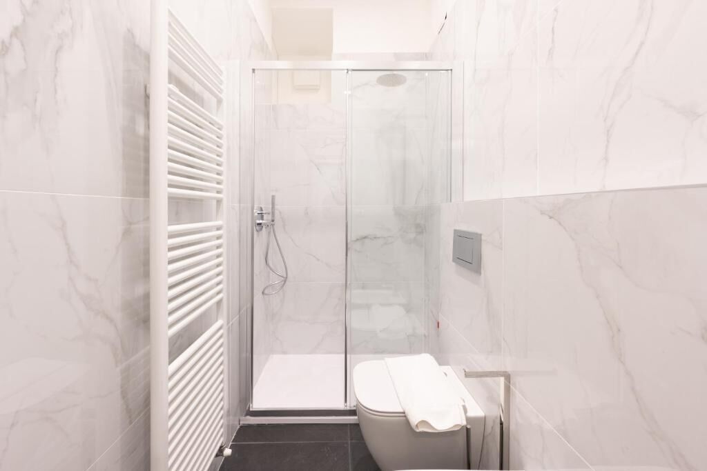 Lägenhet - 2 sovrum - kök | Badrum