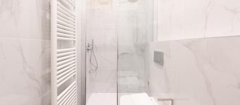 Cernobbio Center - Modern Apartment with Parking