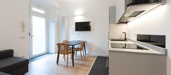 Cernobbio Center - Modern Apartment with Parking