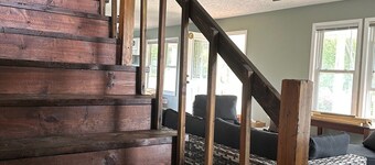 RUSTIC COMERS ROCK LODGE 2 BEDROOM 2-BATH WIDE OPEN VIEWS