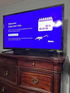 Television - Angel’s Oasis near UGA (Hull)