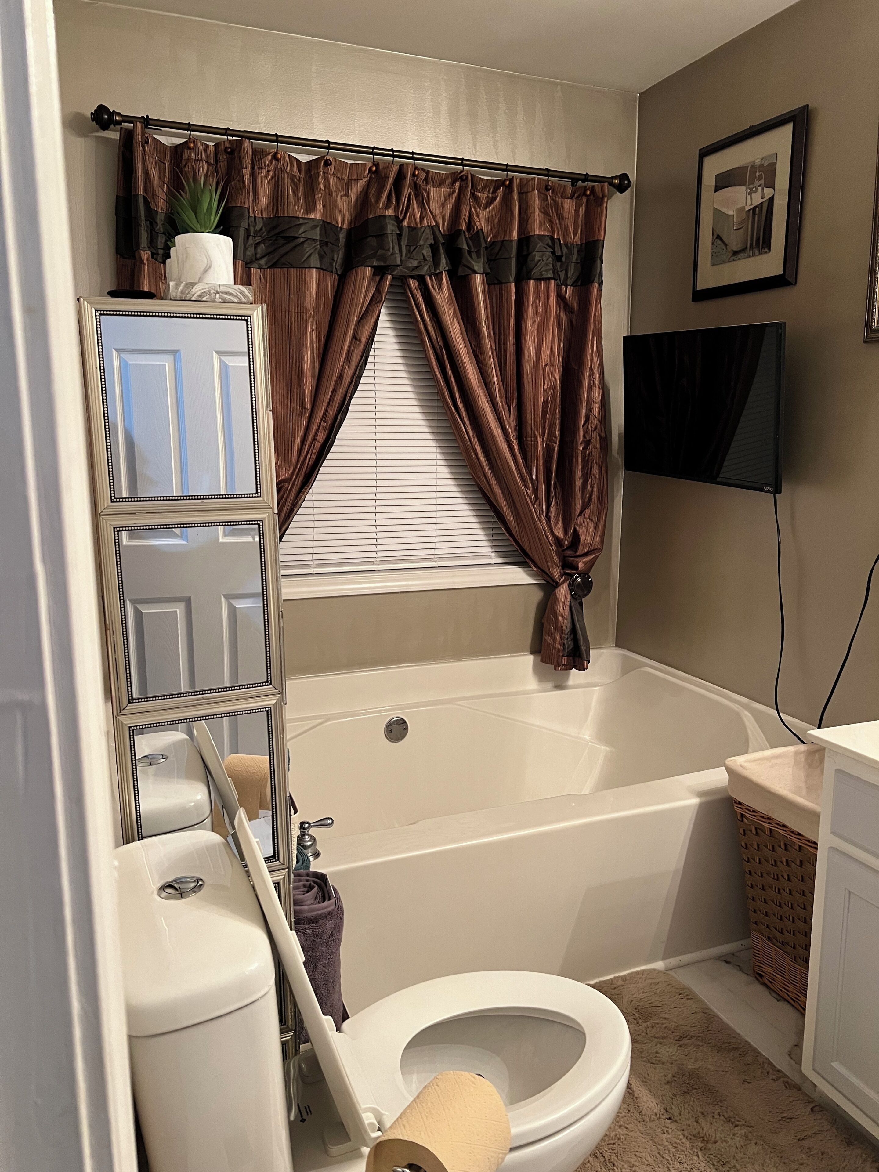 Shower, eco-friendly toiletries, hair dryer, towels