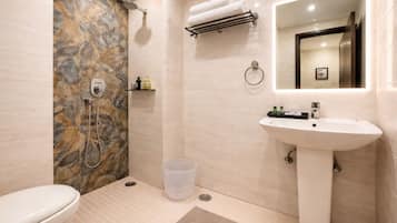Classic Double Room | Bathroom