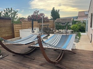 Terrace/patio - Casa da luz villa swimming pool jacuzzi sauna seaside bowling alley bicycle track  (Vic-la-Gardiole)