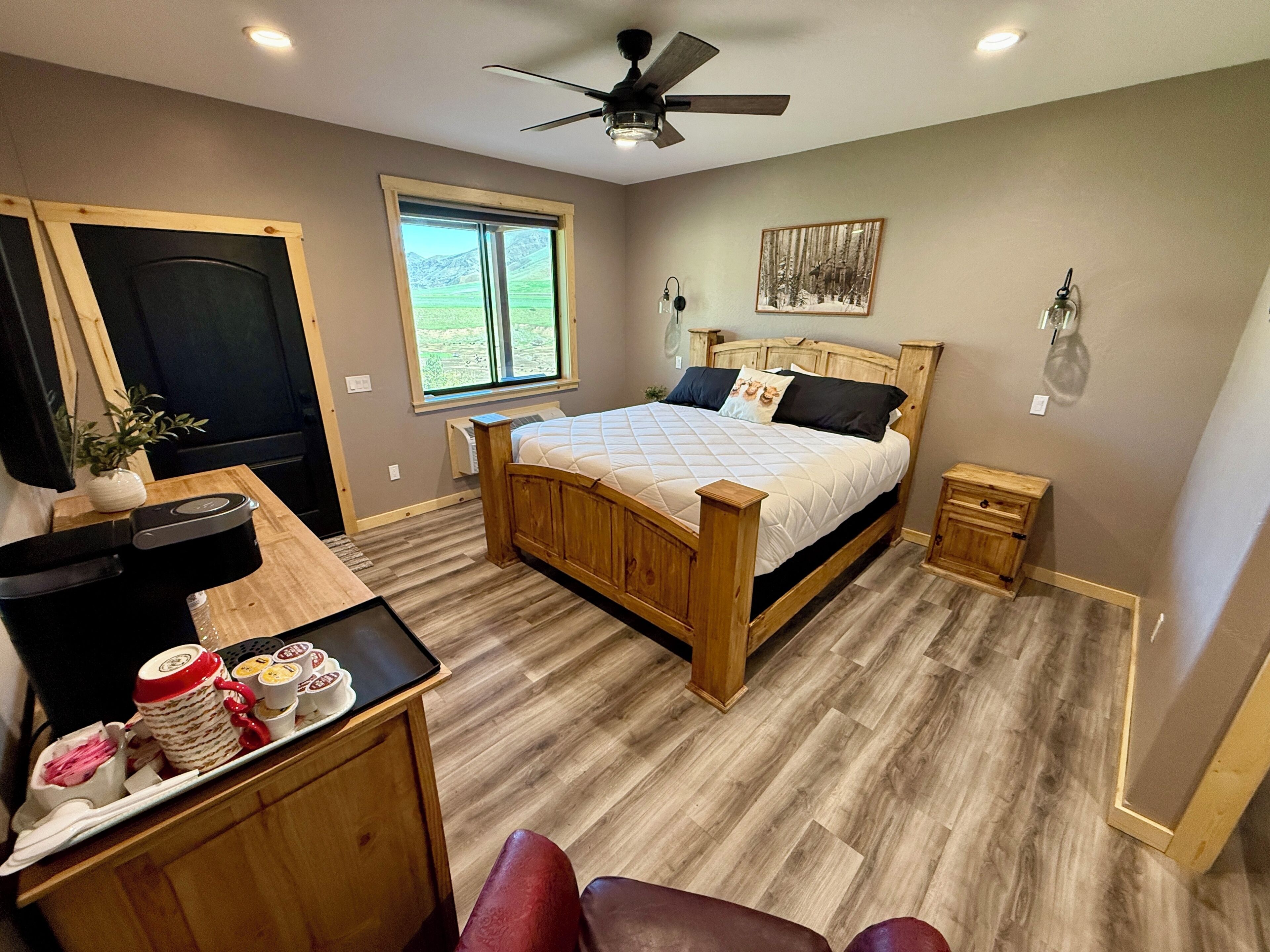 1 bedroom, internet, bed sheets
