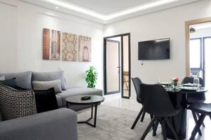 Living area - Luxury Retreat in Center – Near Beach & Comfort (Sidi Ifni)