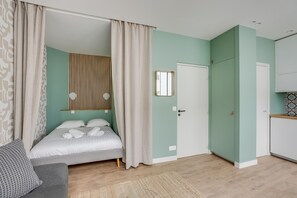 Room - Charming studio in the heart of Paris 12 (Paris)