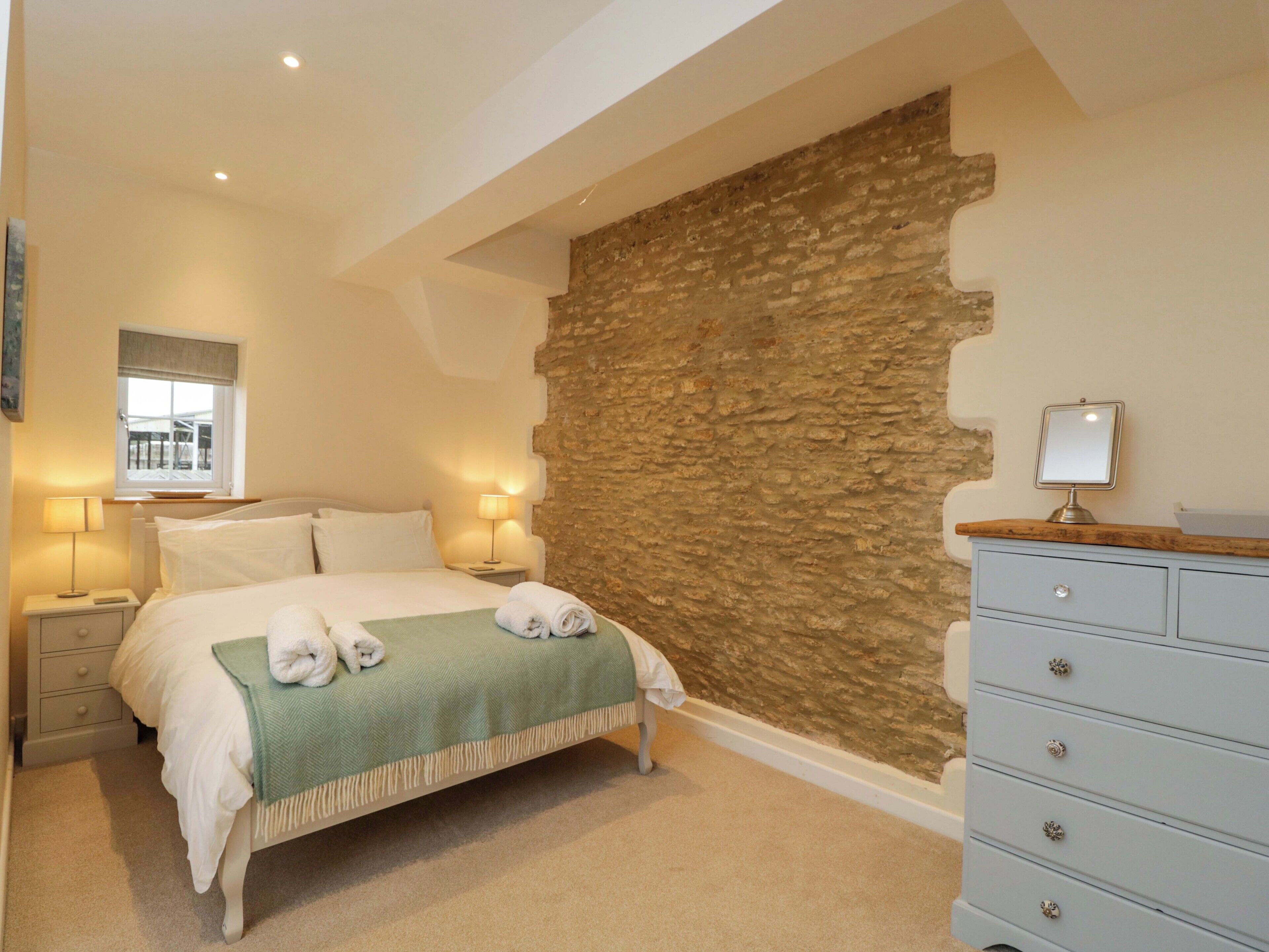 2 bedrooms, free WiFi, individually decorated, individually furnished