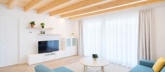 Villa Alberti – Elegant, Spacious & Bright Villa