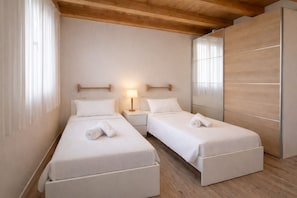 Room - Villa Alberti – Elegant, Spacious & Bright Villa (Cendon)