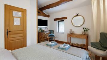 1 habitación, wifi y ropa de cama
