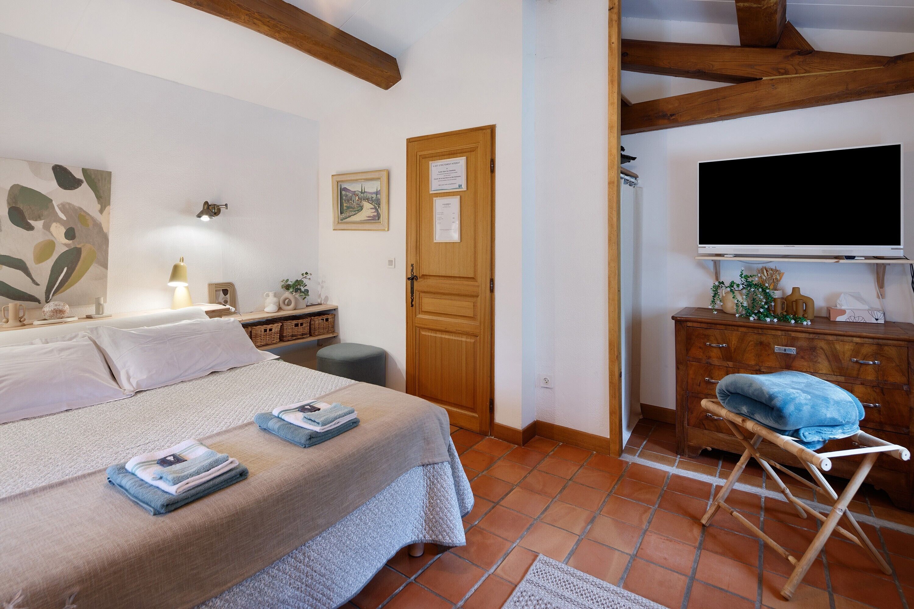 1 habitación, wifi y ropa de cama 