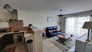 Interior - Residence Eden Apt T2 very quiet, city center with secure underground parking (Vannes)