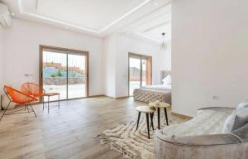 4 Schlafzimmer, Bügeleisen/Bügelbrett, WLAN, Bettwäsche