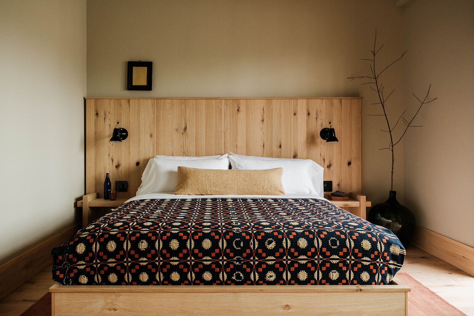 Studio Suite, River View