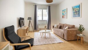 Living area - Le Doux Séjour confort moderne en centre au calme (Cannes)