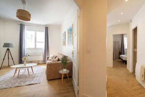 Interior - Le Doux Séjour confort moderne en centre au calme (Cannes)