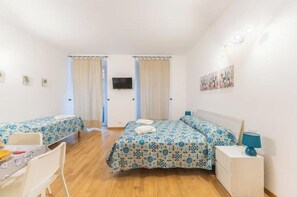 1 bedroom, iron/ironing board, free WiFi, bed sheets - AP4 - Apartment in the heart of Milan (Milano)