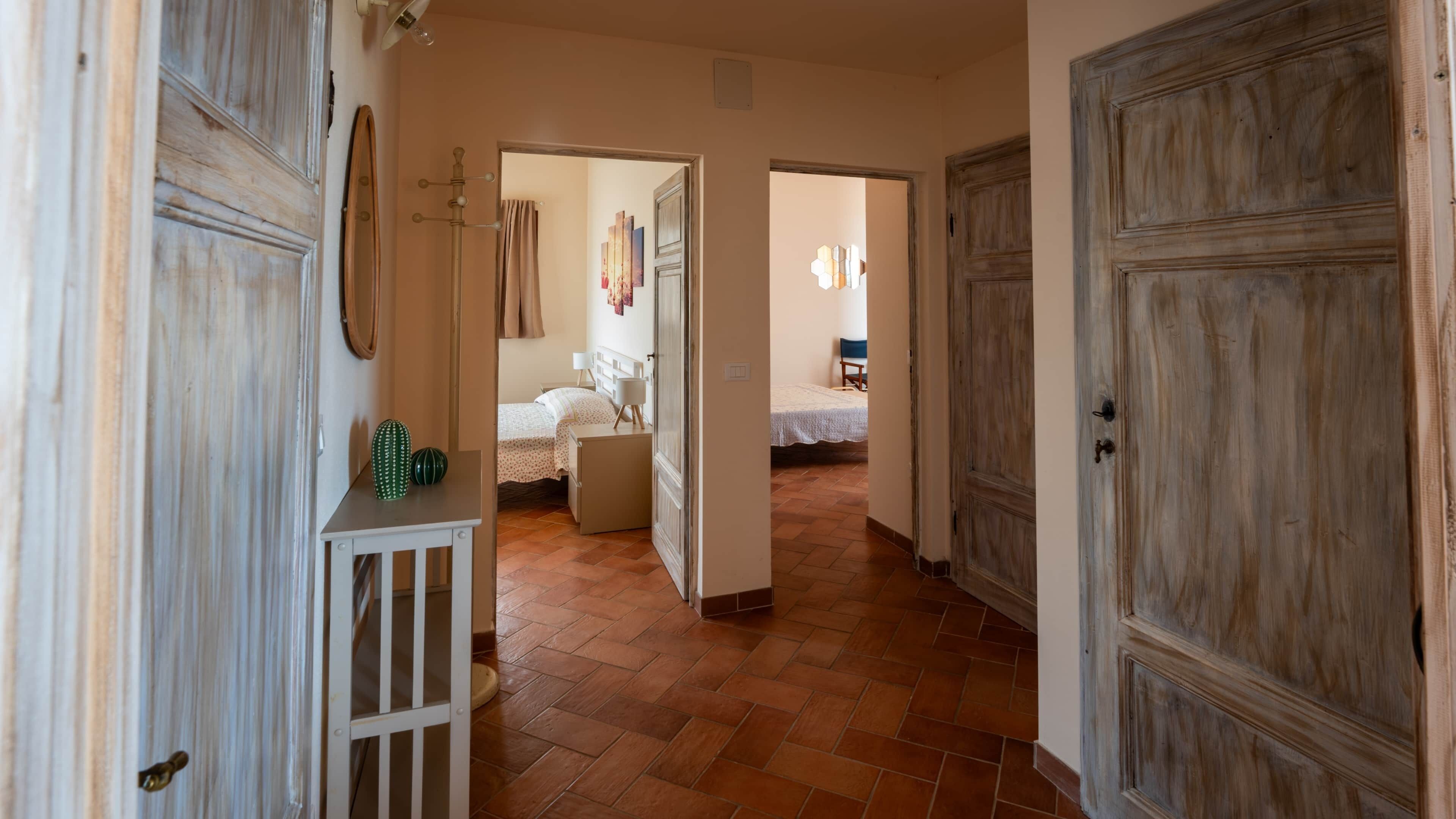 Iron/ironing board, travel cot, free WiFi, bed sheets