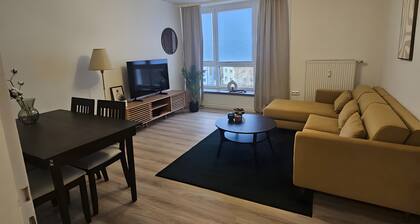 Moderne Wohnung gegenüber Bahnhof