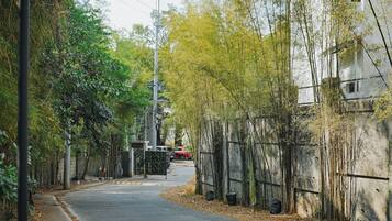 Enceinte de lâhĂ©bergement