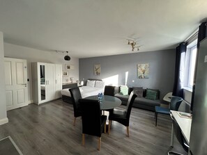 Interior - Dublin citycenter gorgeous double bed Studio (Dublin)